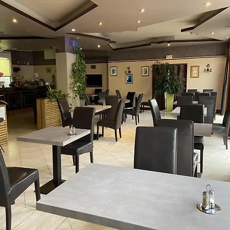 L'univers Hotel Châtellerault