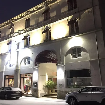 L'univers Шательро