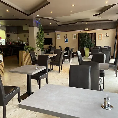 L'univers Hotel