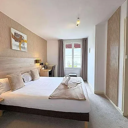 L'univers Hotel Châtellerault